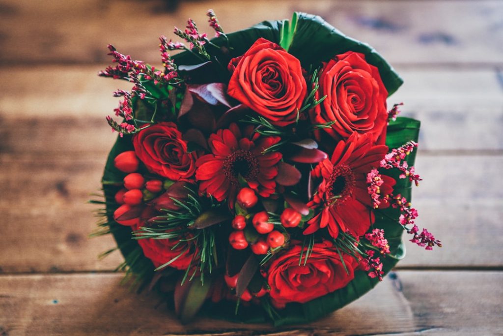 O firmie Bukiet świeżych kwiatów ciętych w pracowni florystycznej